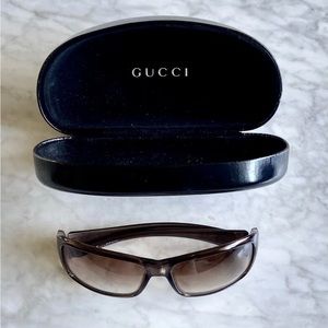 GUCCI Sunglasses GG2550 Light Brown With Case Vintage Excellent Condition